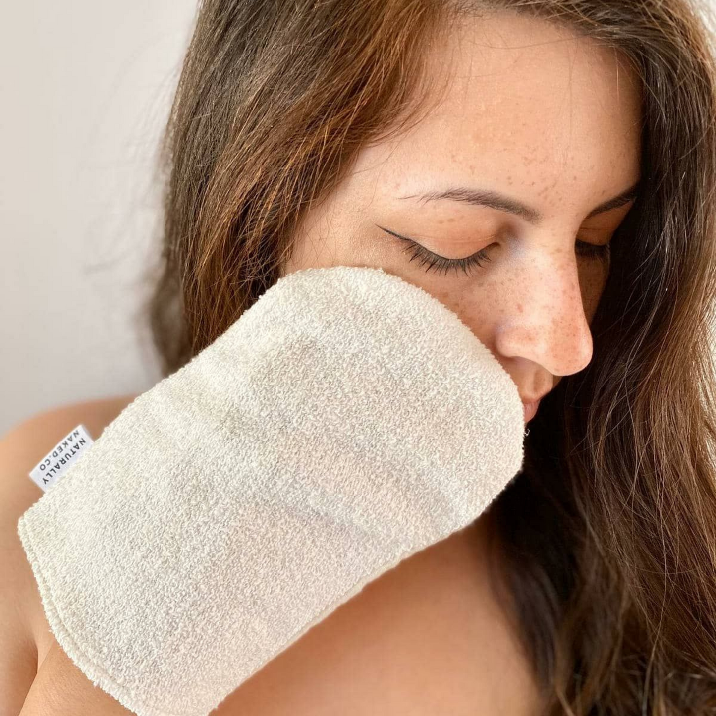 Naturally Naked. Co - Cleansing Mitt