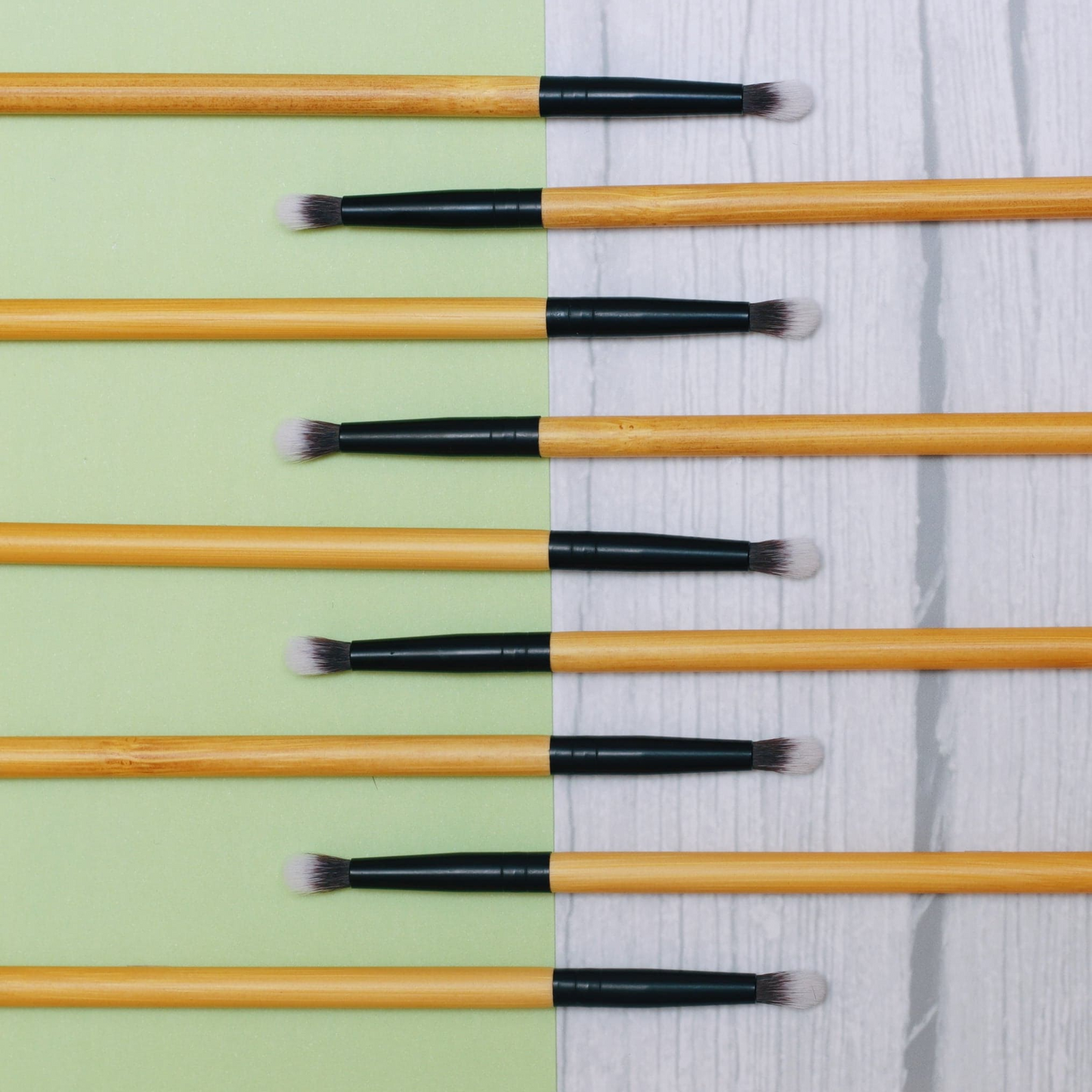Flawless Professional Vegan Beauty - Small Soft Brush
