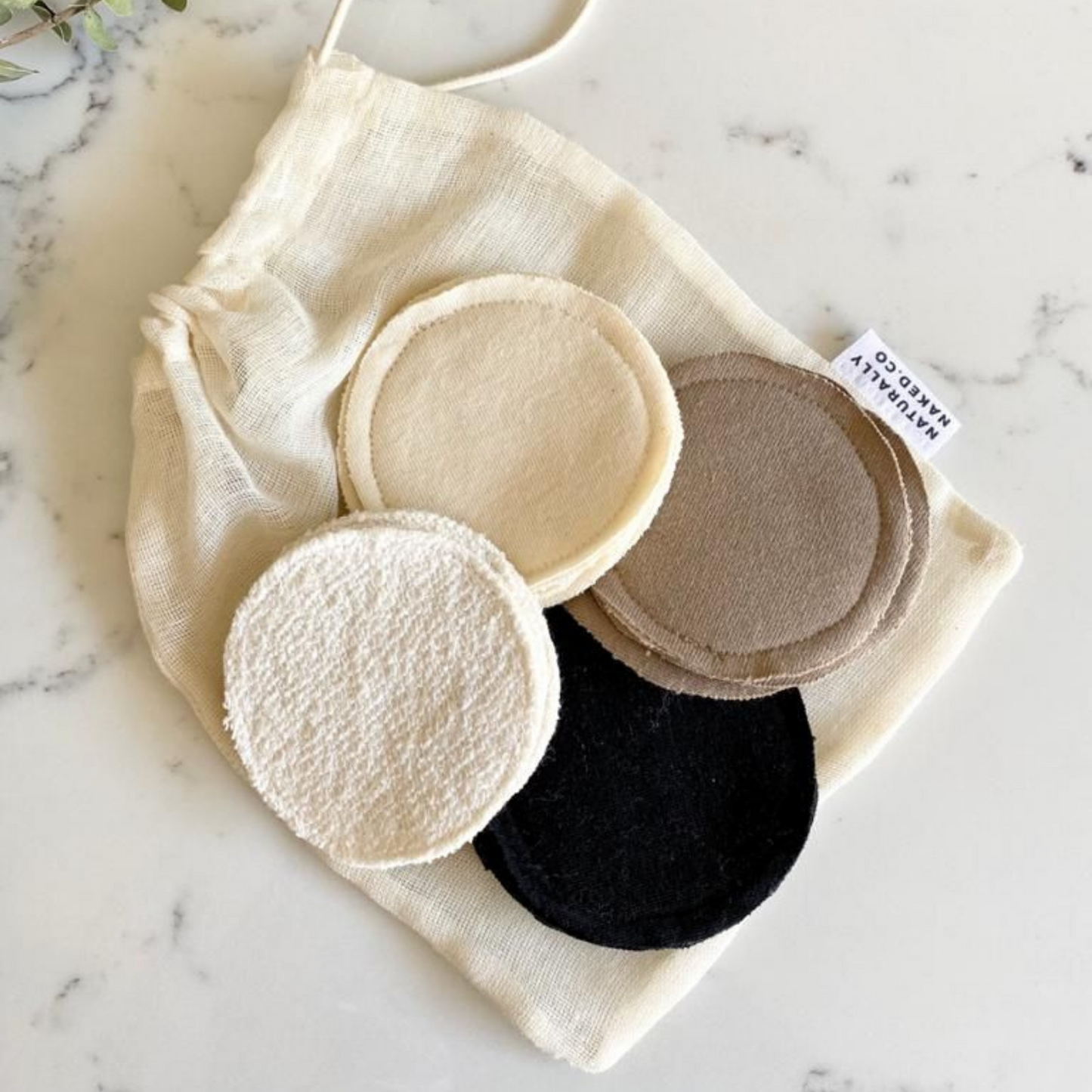 Naturally Naked. Co - Cleansing and Make-Up Remover Pads
