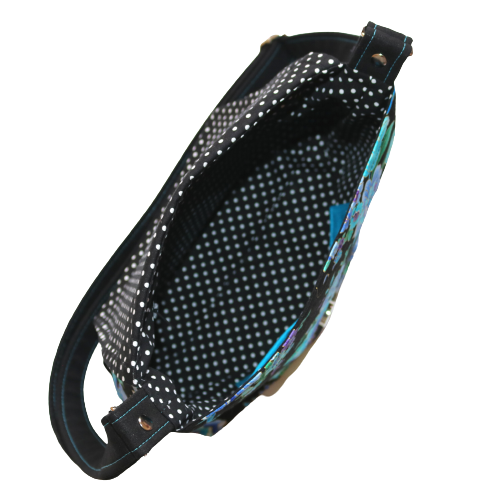 Small blue hot sale shoulder bag